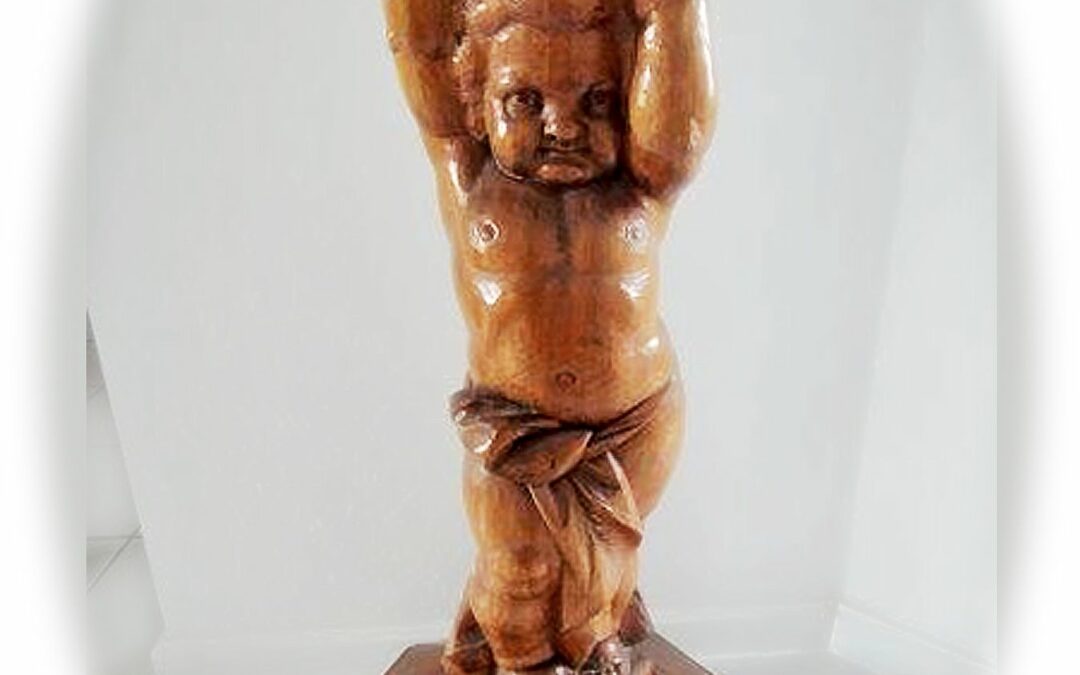 Pitt Henrichs Holzfigur ‒ Eine Rückkehr in die Heimat